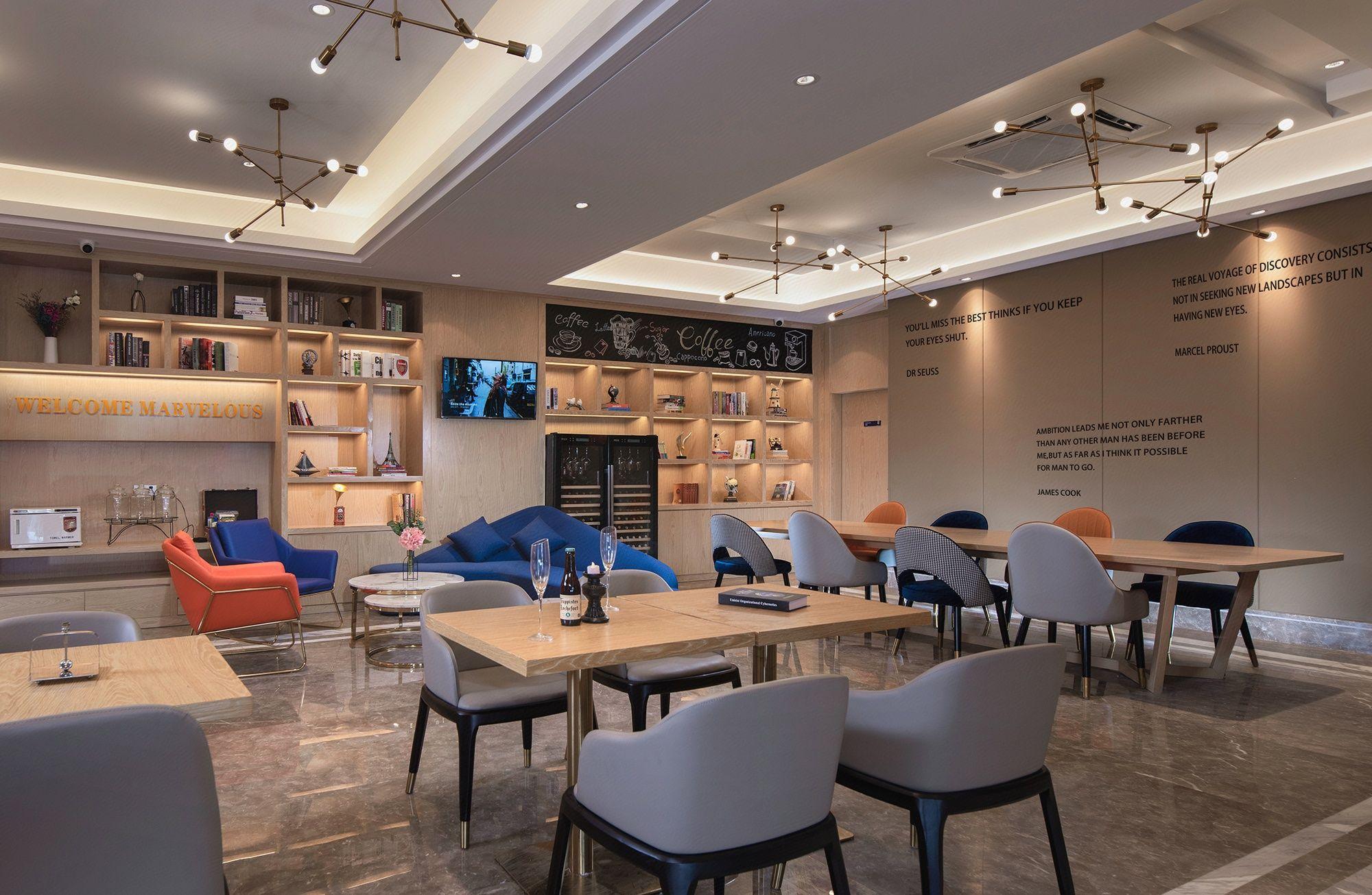 Kyriad Marvelous Hotel Huizhou Huiyang Station YI Center 26/36