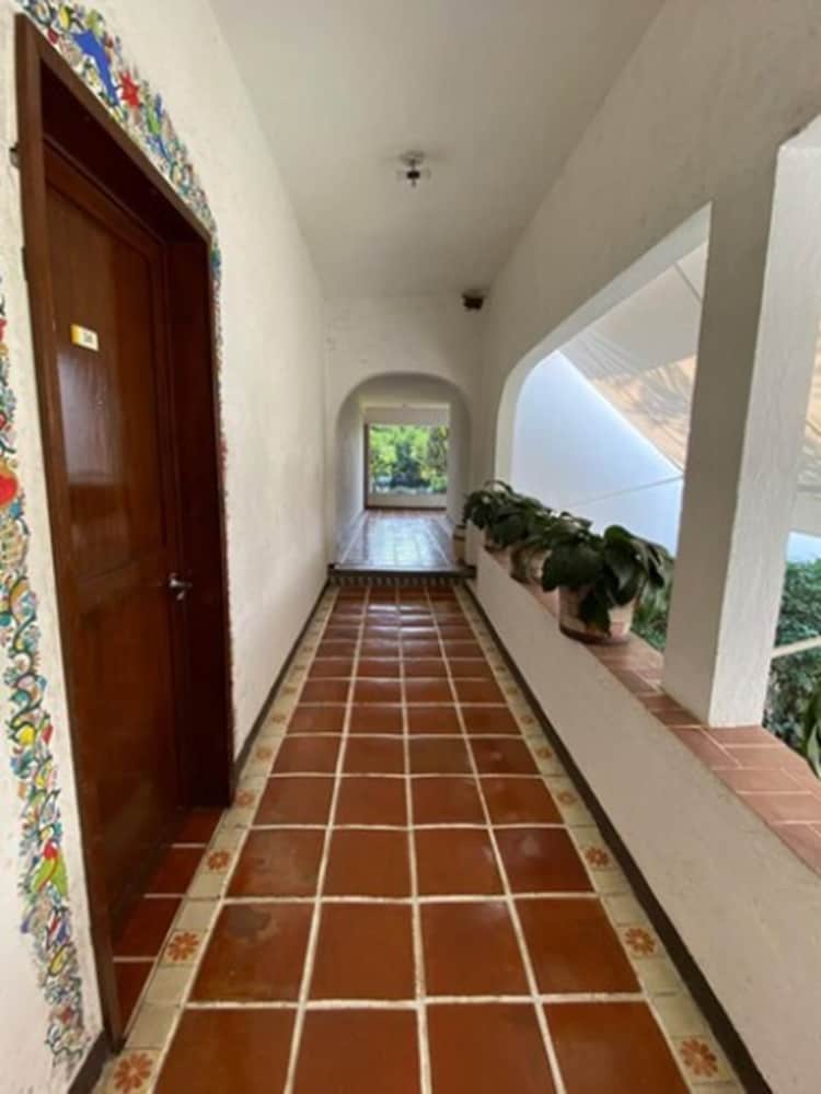 Hotel Quinta las Flores 10/71