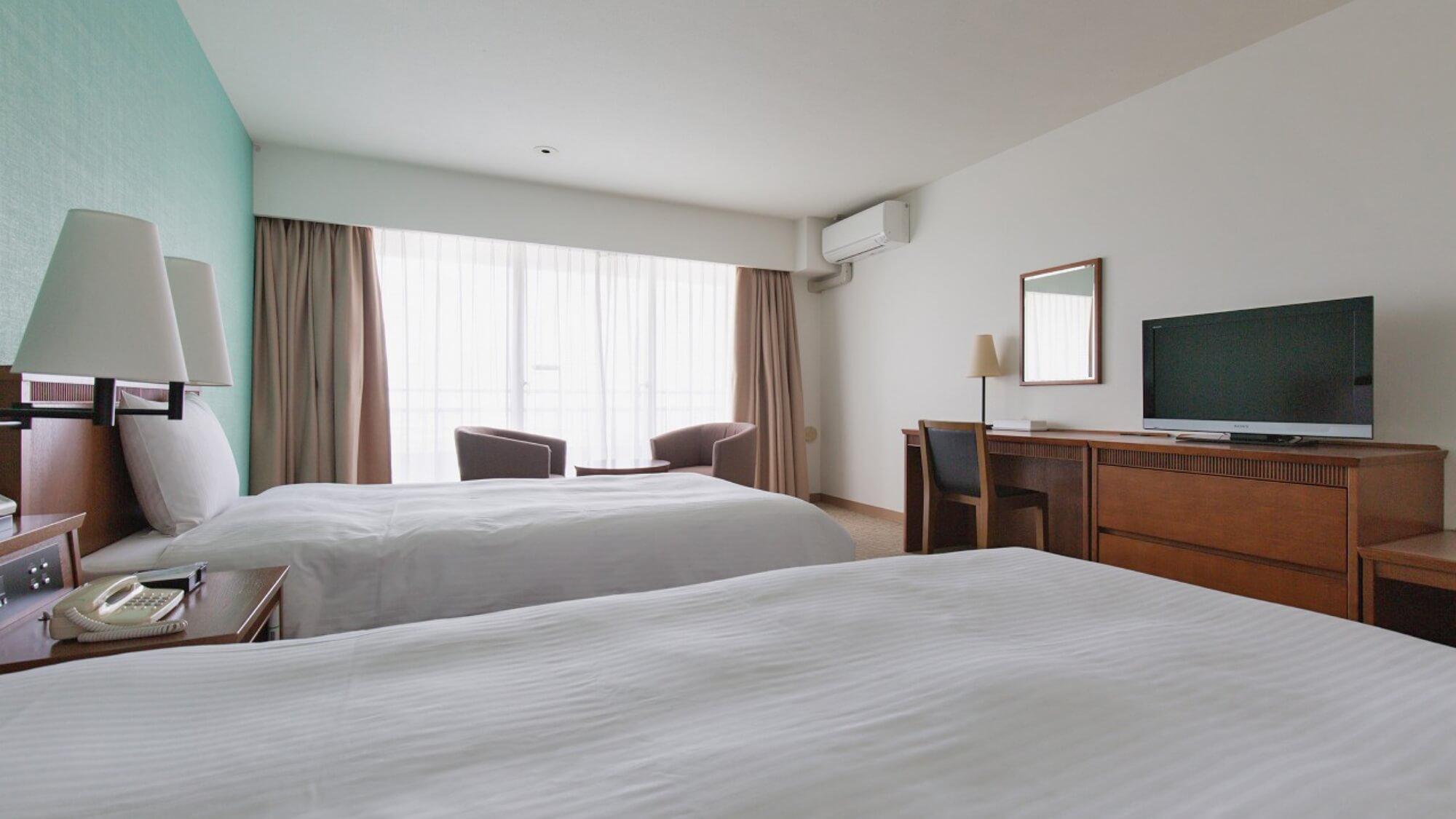 Deluxe, Twin Beds, Ocean View