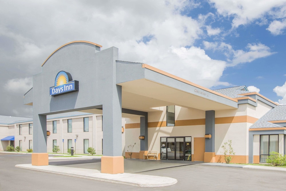 Days Inn by Wyndham Hattiesburg MS 1/49