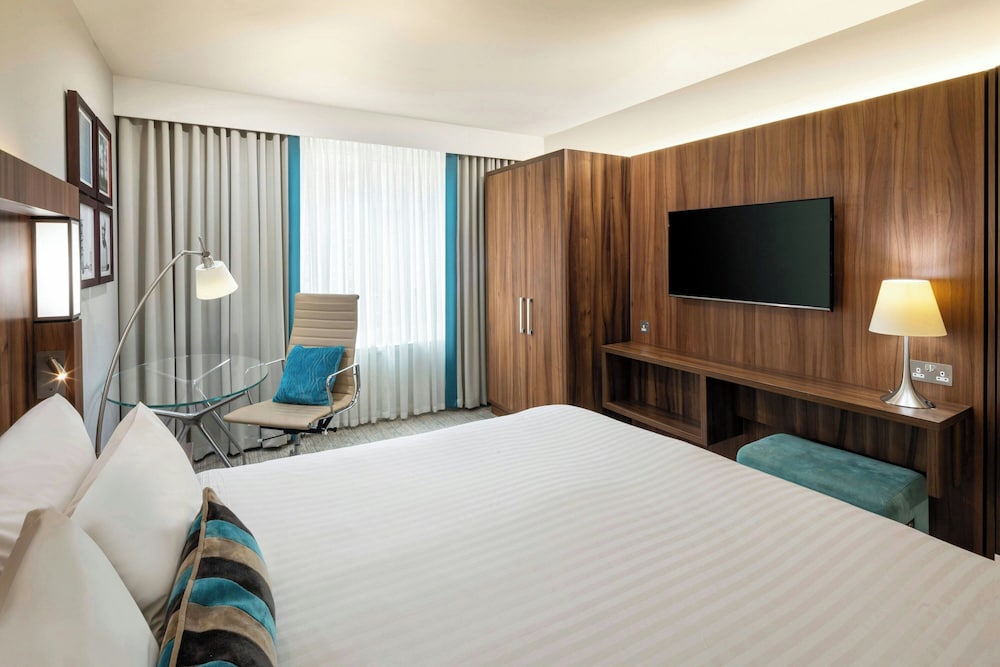 Courtyard by Marriott Edinburgh 26/64