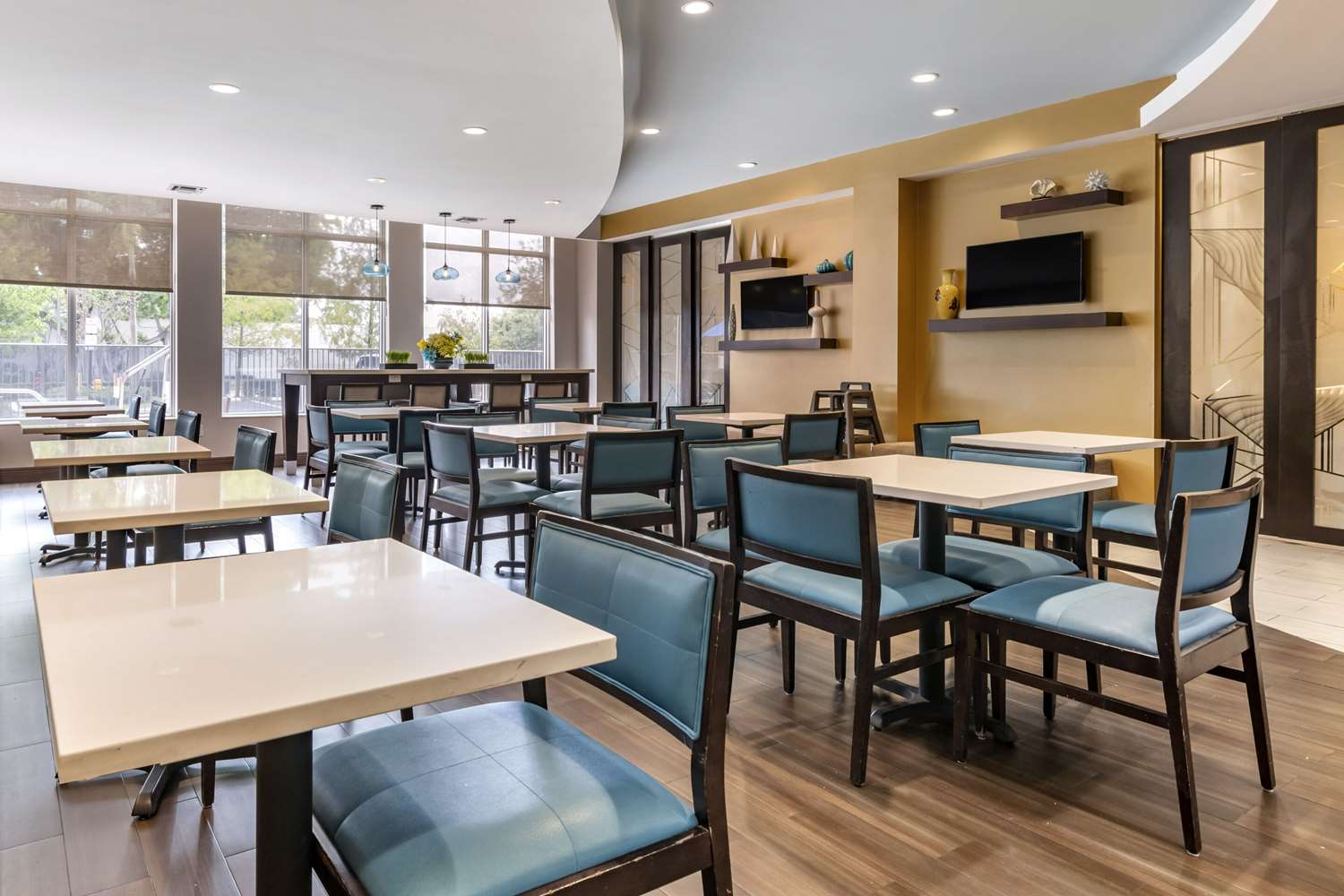 Comfort Suites Fort Lauderdale Airport South & Cruise Port 7/13