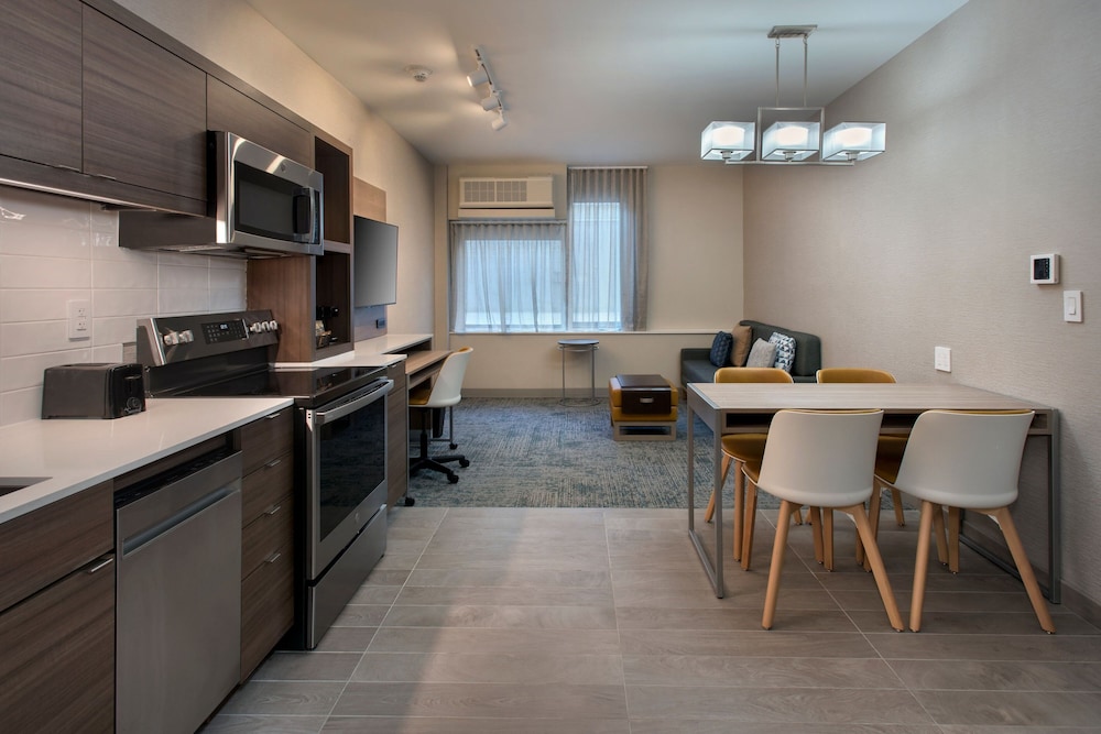 TownePlace Suites by Marriott New York Brooklyn 13/22