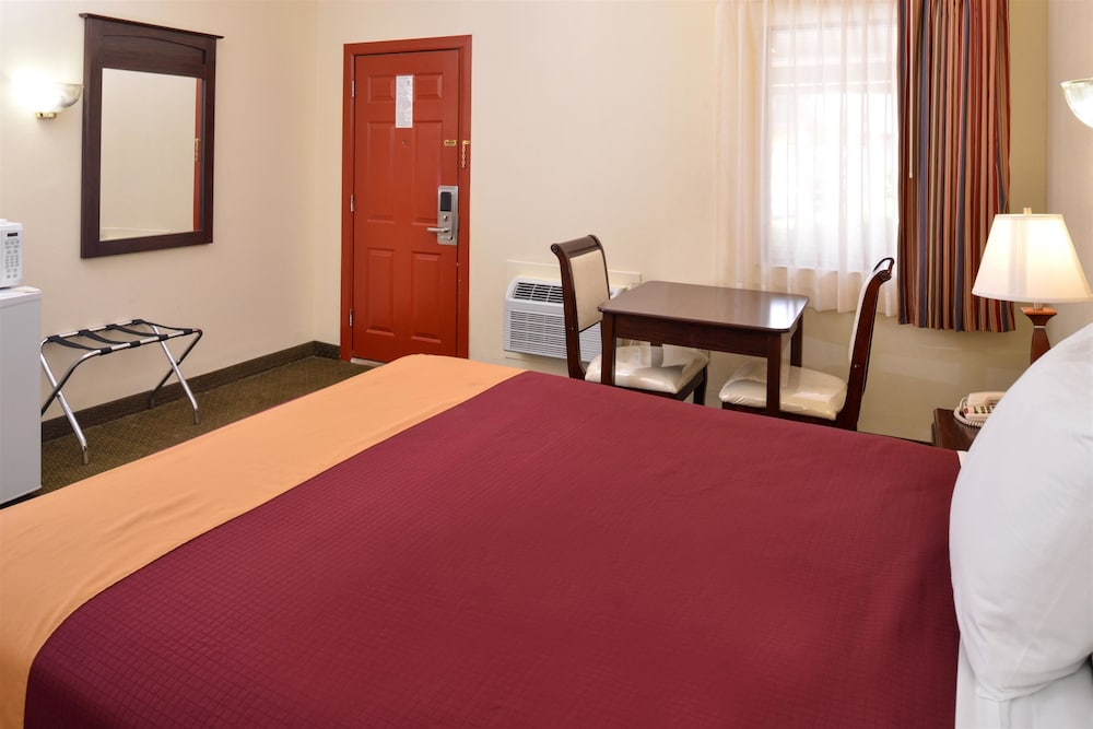Americas Best Value Inn Ozona 10/22