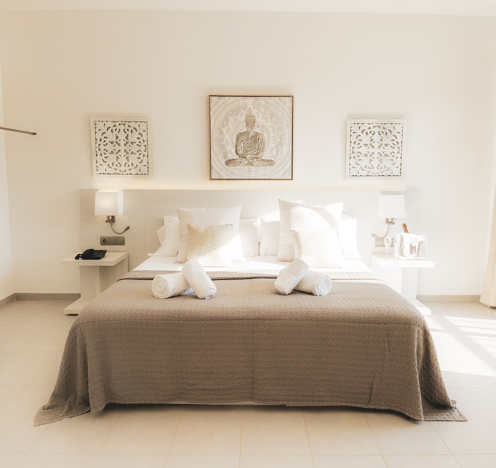 Hotel Puchet Ibiza 24/76