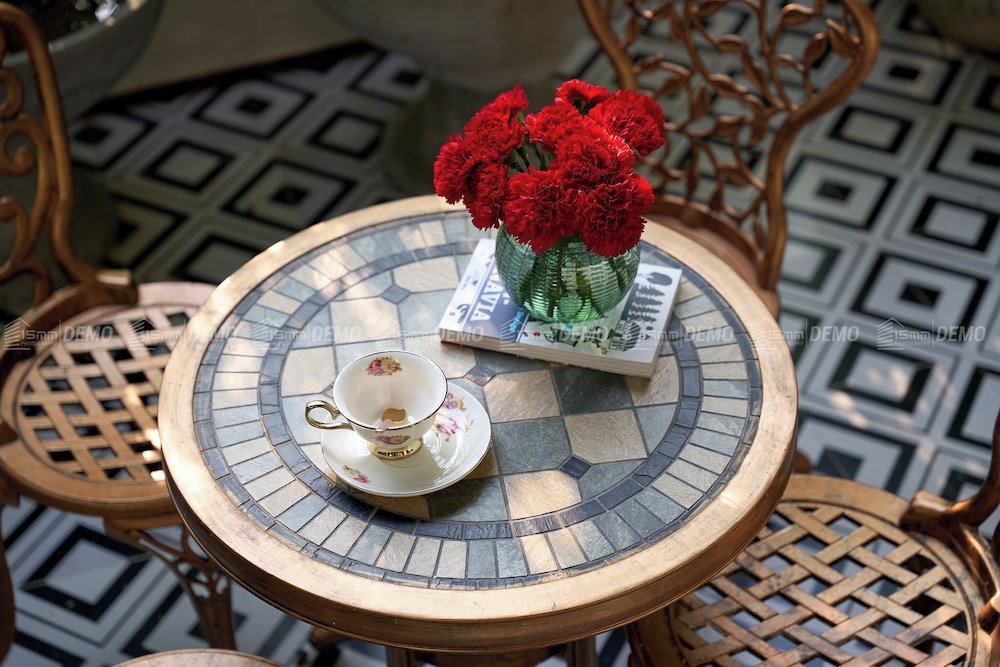 The Haron Hanoi Boutique Hotel 33/47