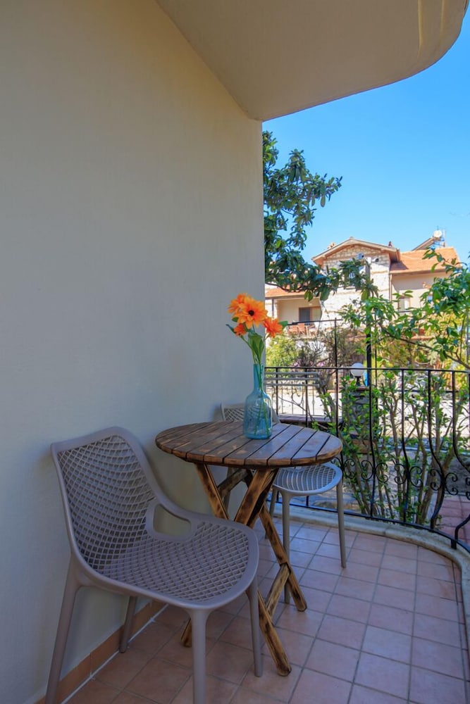 Gocek Pera Hotel 49/50