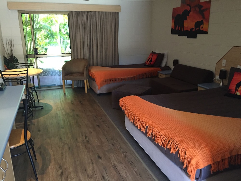 PIALBA MOTOR INN 7/64