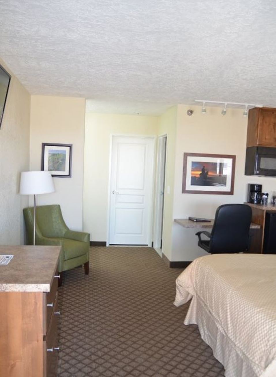 Battle Mountain Inn 8/12