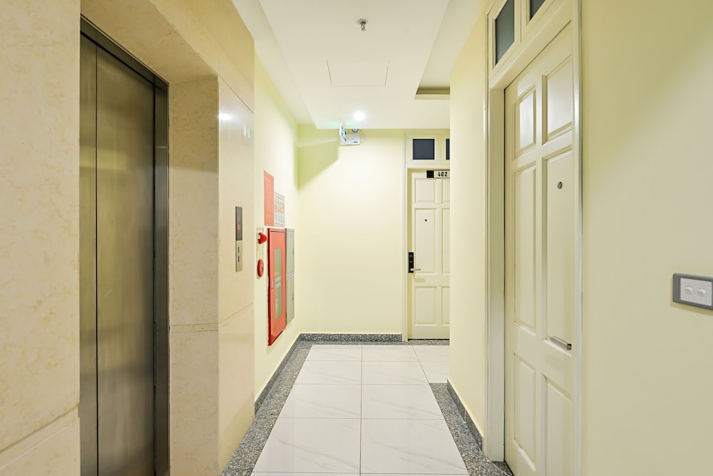 Suji Hotel 51/57