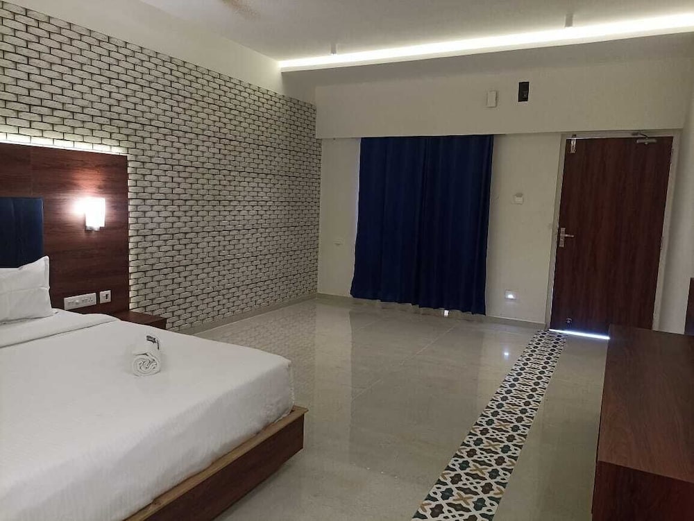 Bandipur Heritage Village Resort 11/39