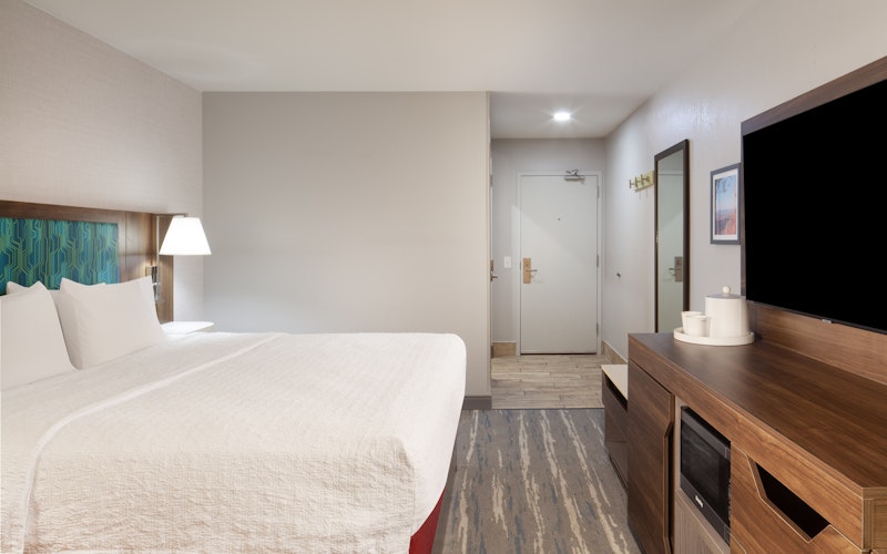 Hampton Inn Athens TN 9/29