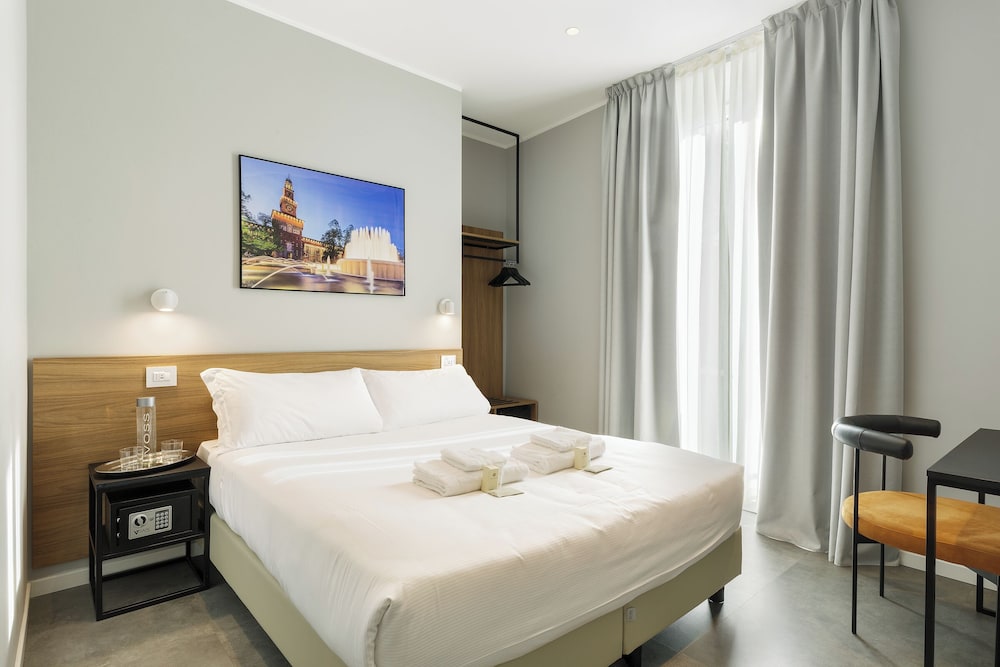 Hotel 22 Marzo 7/57