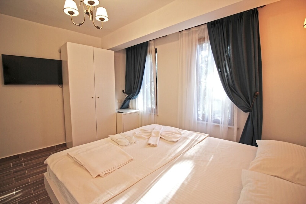 Ikizler Otel Bozcaada 6/21