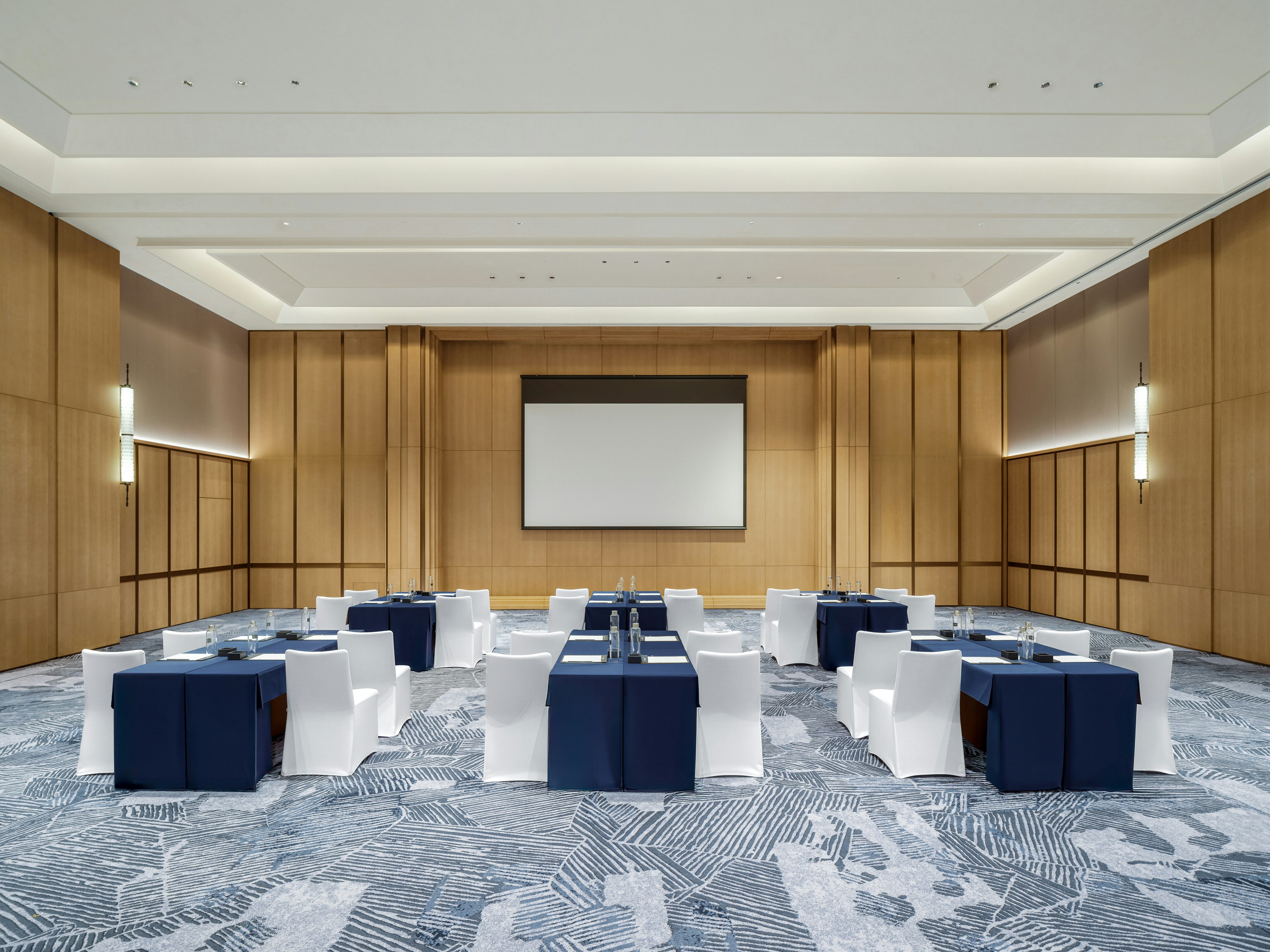 Canton Hotel Guangzhou, Tapestry Collection by Hilton 37/50