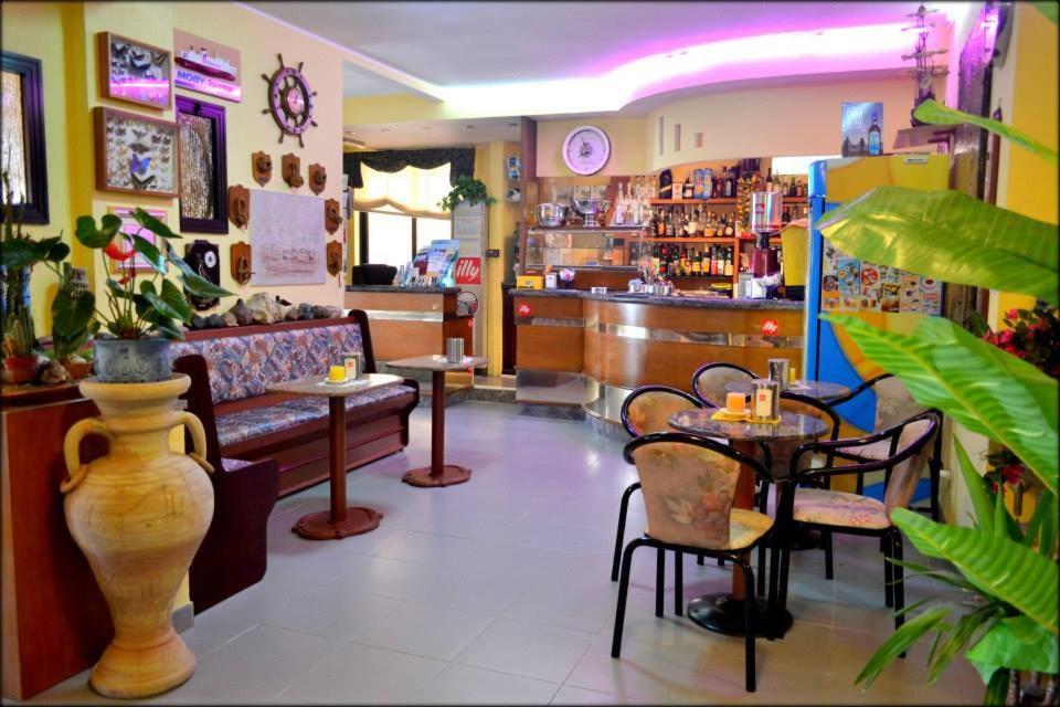 Hotel Anfora 27/50