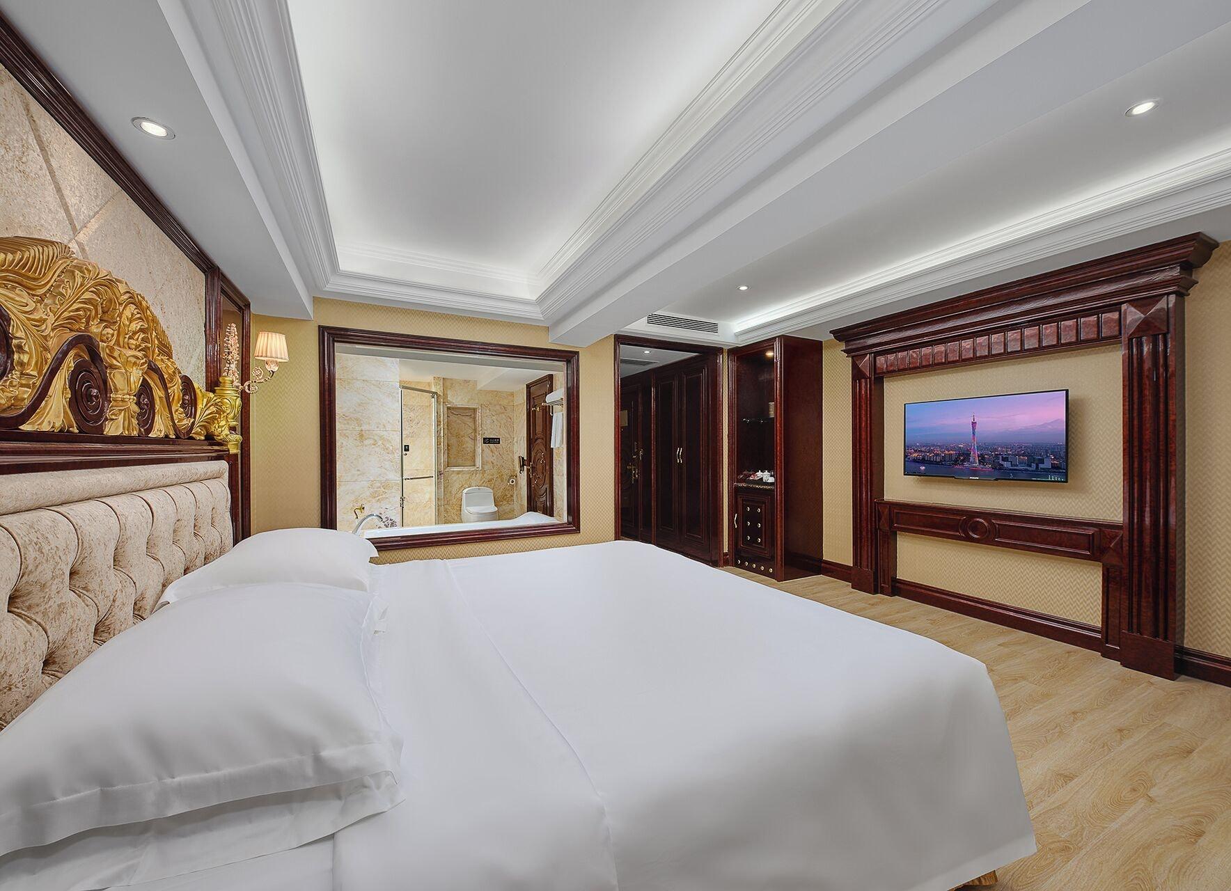 1 Bedroom, Premium, Double Bed, No Window