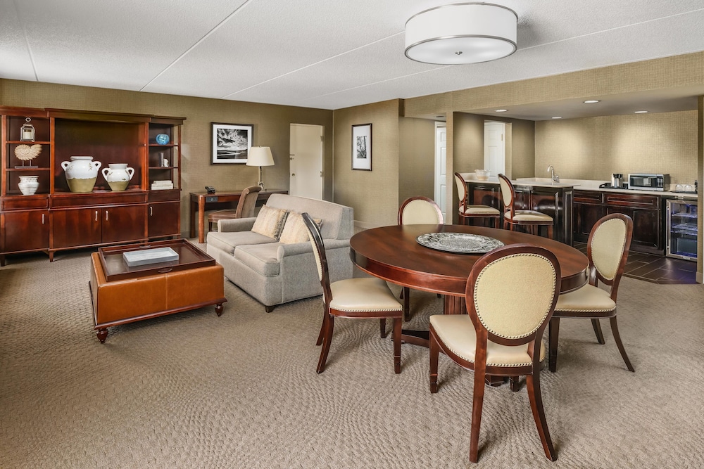 Sheraton Great Valley Hotel 35/59