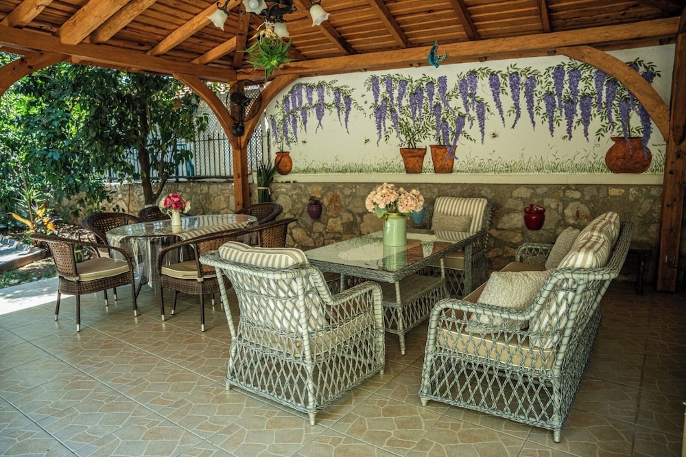 Ilkiz Beach Hotel 30/50