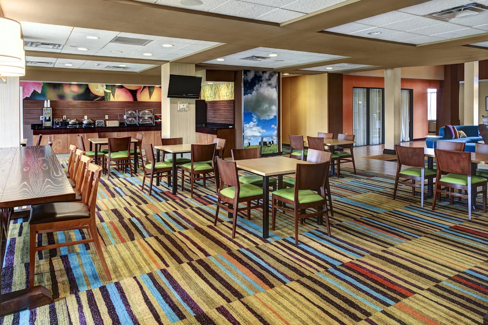 Fairfield Inn And Suites Anniston Oxford 27/39