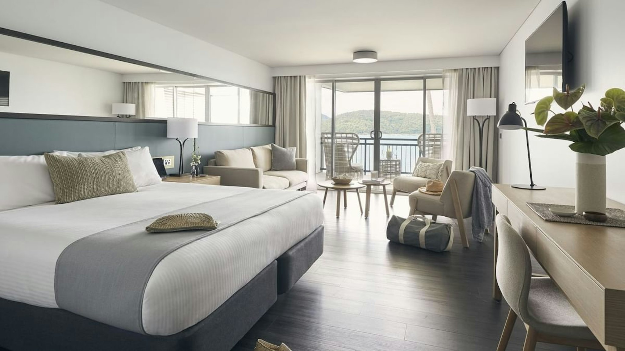 Daydream Island Resort and Living Reef 6/34