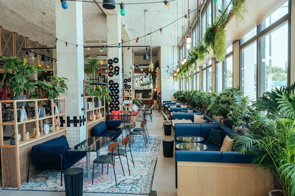 JOST Hotel Montpellier Centre St Roch 31/58