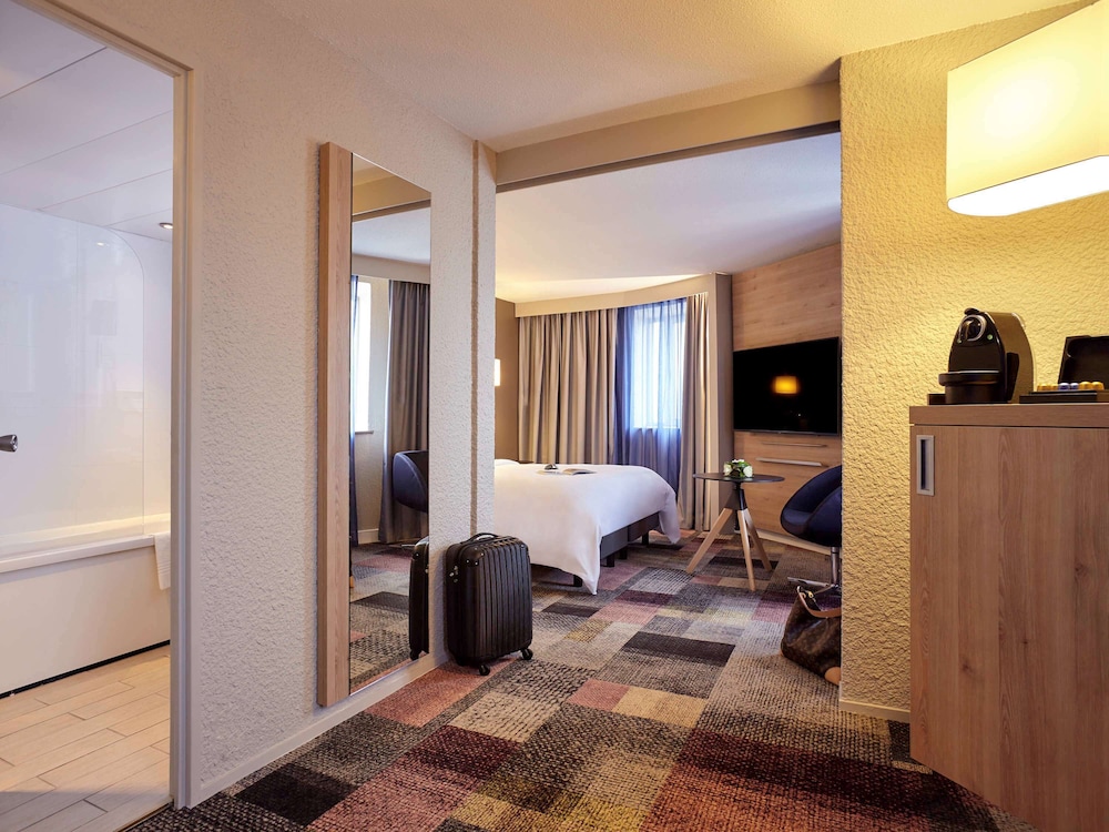 Mercure Le Havre Centre Bassin Du Commerce 19/68