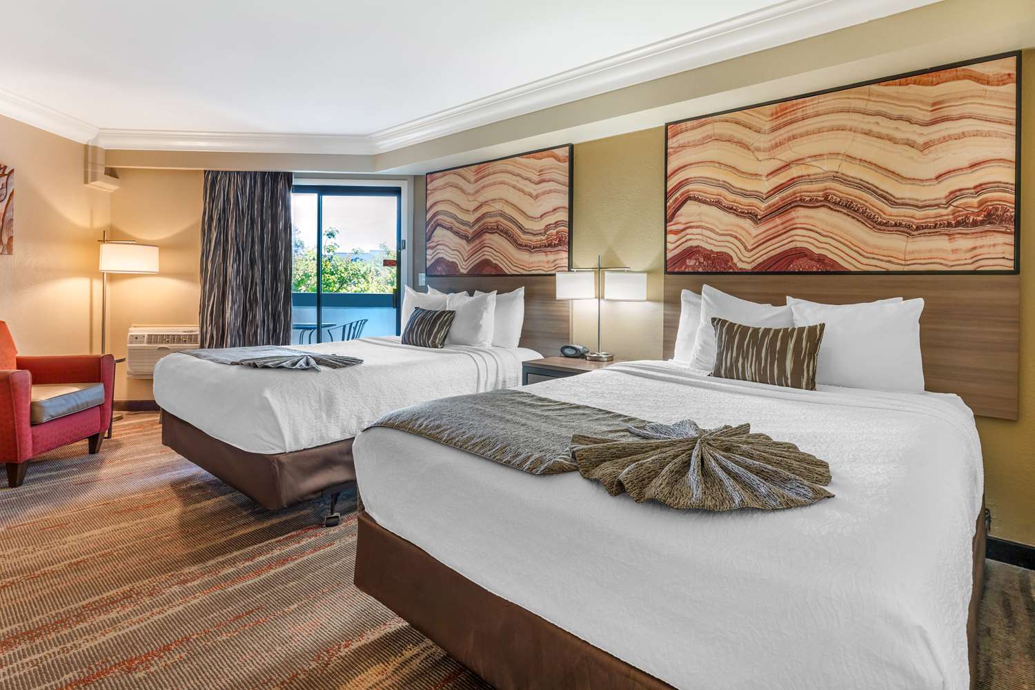Room, 2 Queen Beds, Balcony or Patio, Smoking