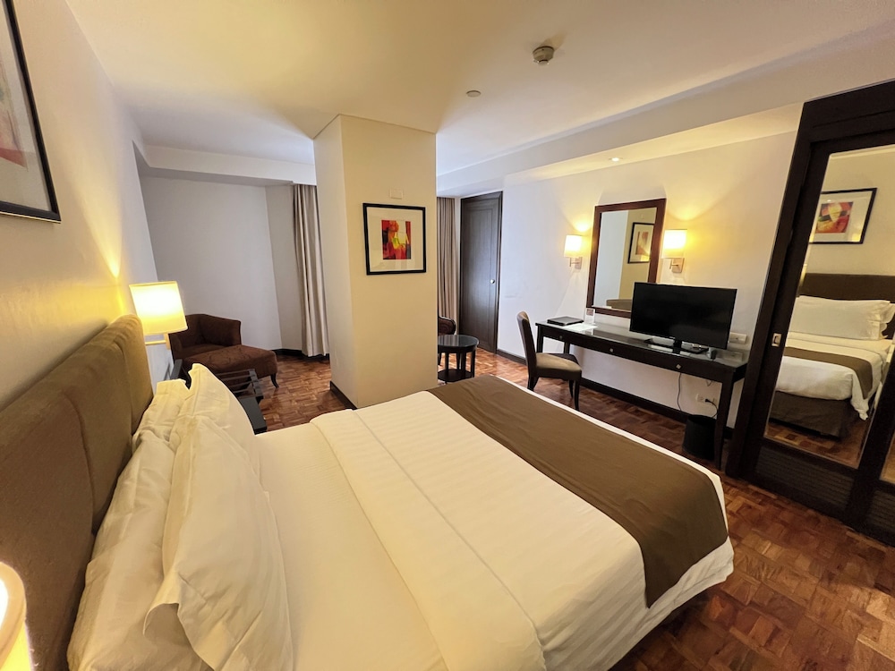 City Garden Hotel Makati 20/71