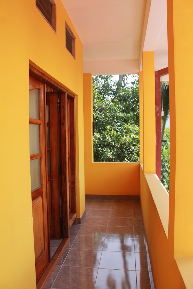 Anura Guest Inn 11/40