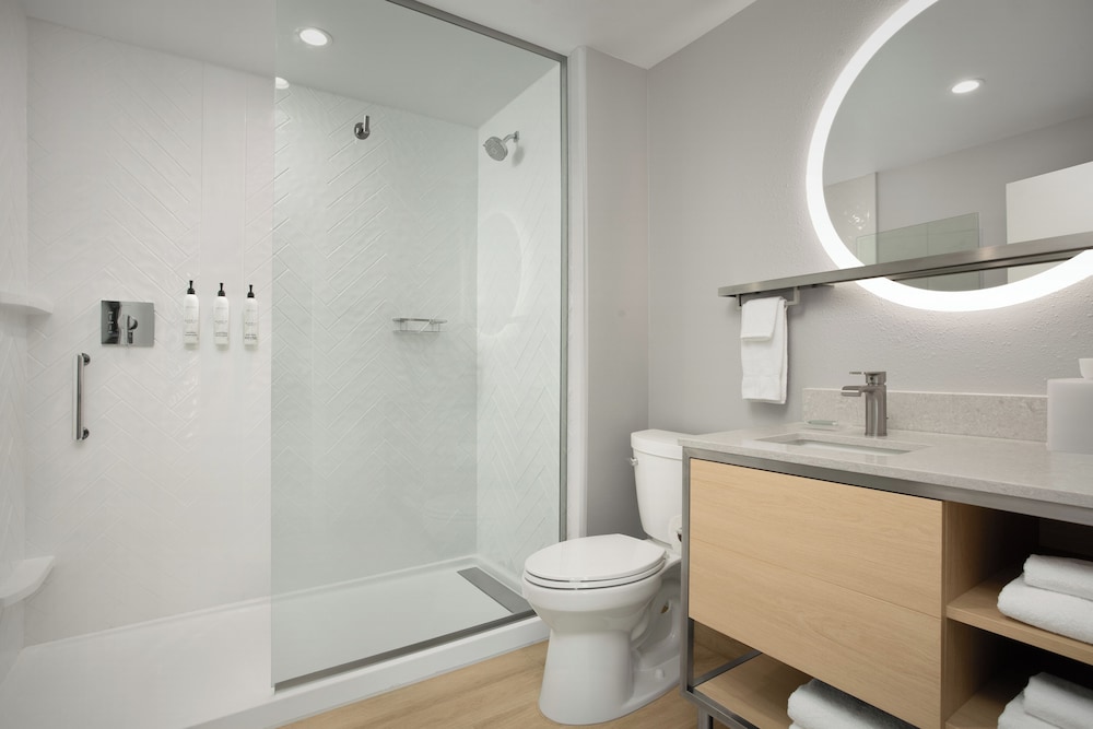 TownePlace Suites by Marriott Jacksonville Mayport 46/50