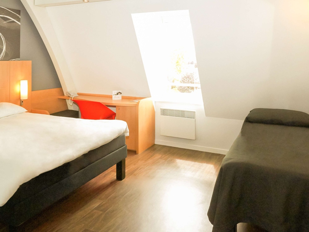 IBIS CHALON SUR SAONE NORD 25/67