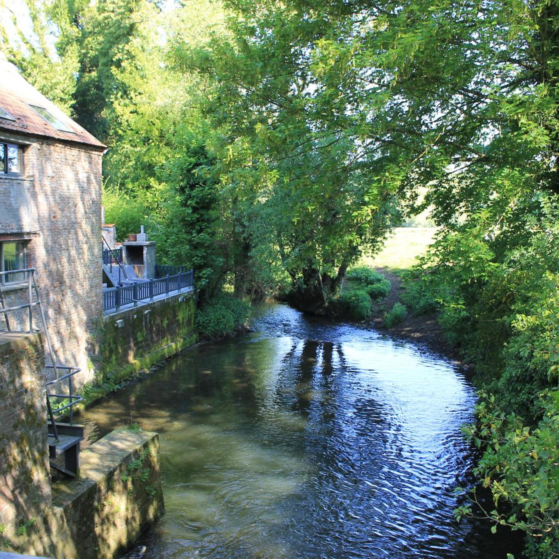 HOTEL LE MOULIN D'ARTRES 43/49