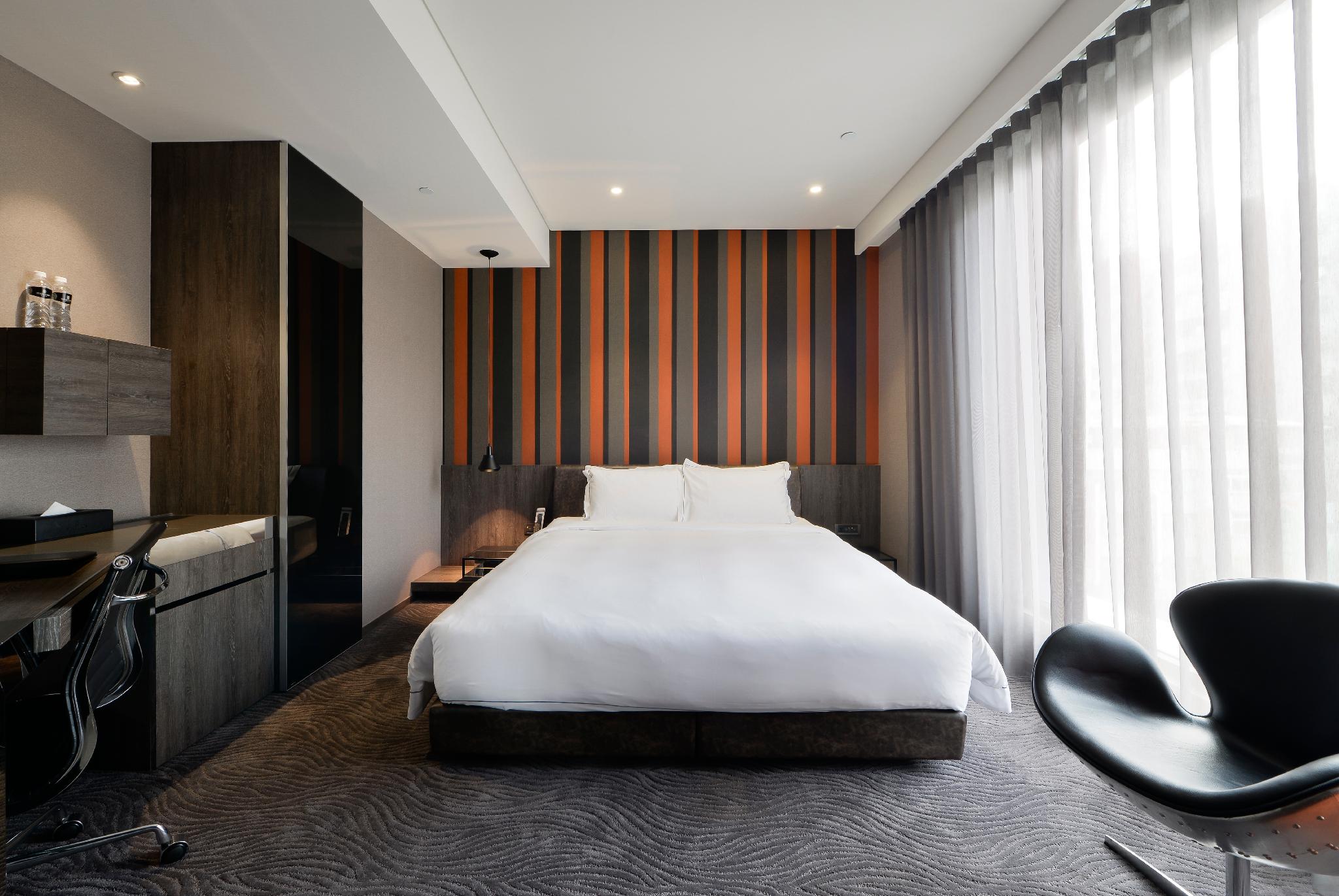 Guest Room, Double Bed
