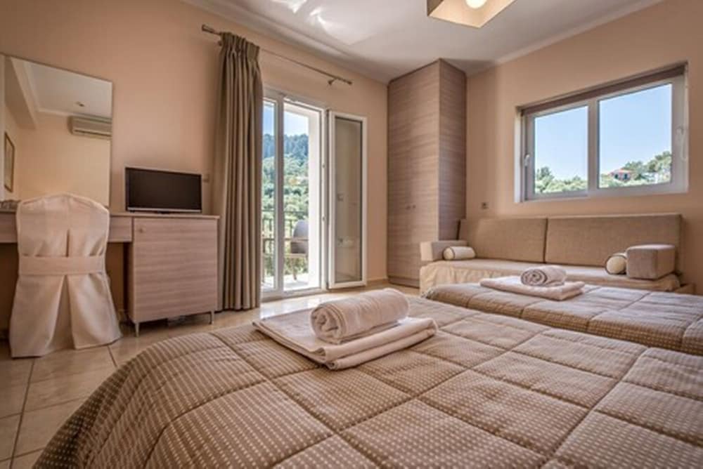 Varres Hotel 11/50