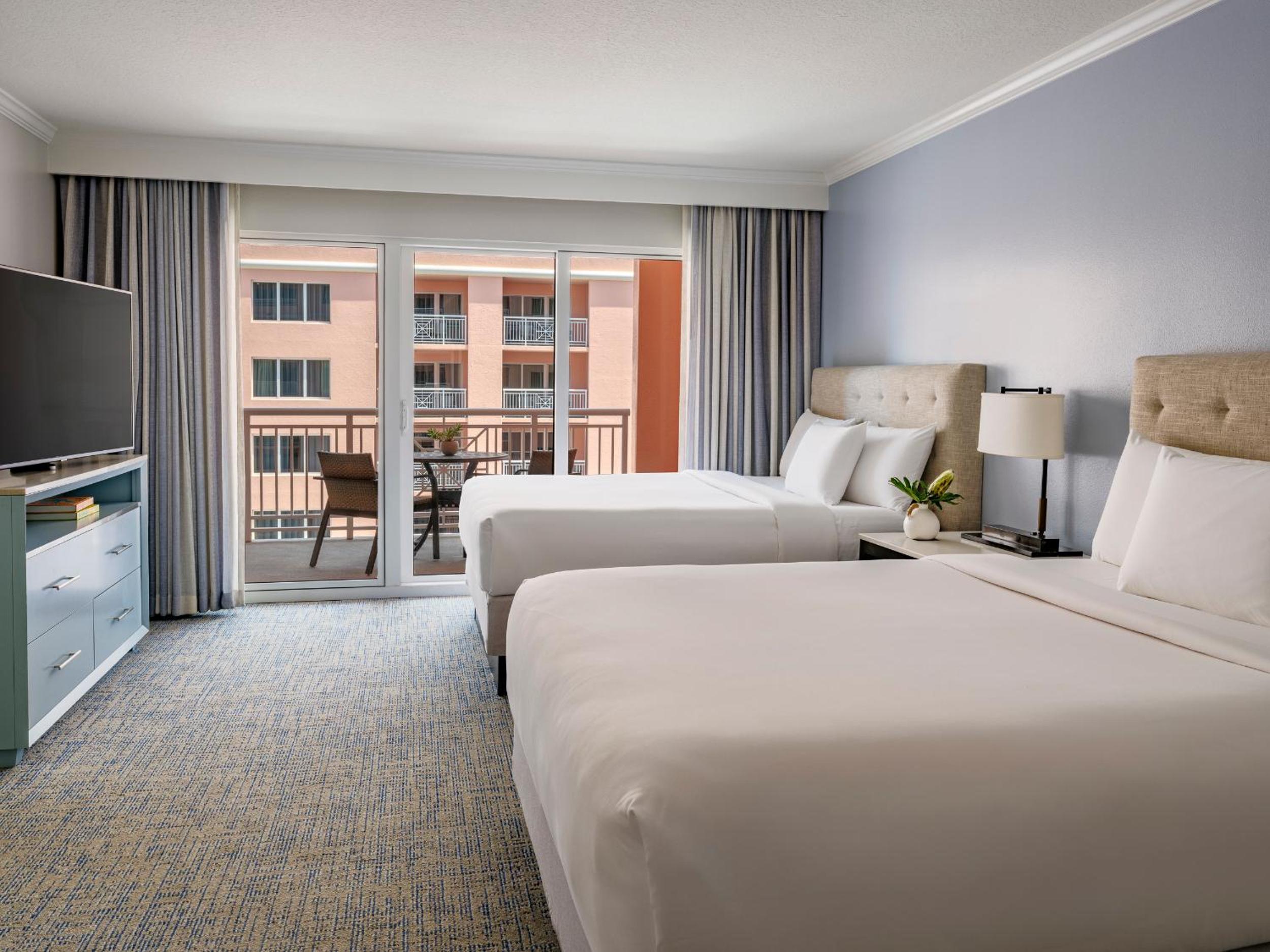 1 Bedroom, Suite, 2 Queen Beds, Sunset View