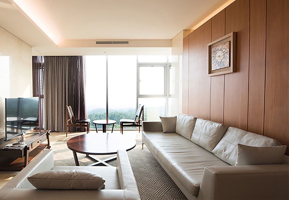 WE Hotel Jeju 44/69