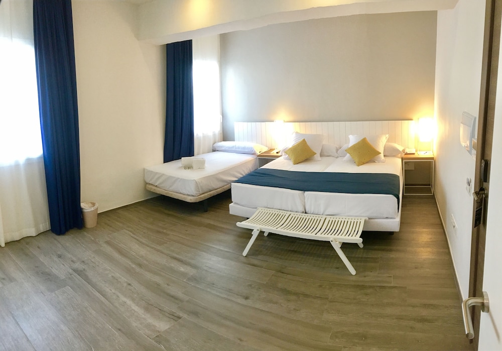 HOTEL AGARO CHIPIONA 5/29