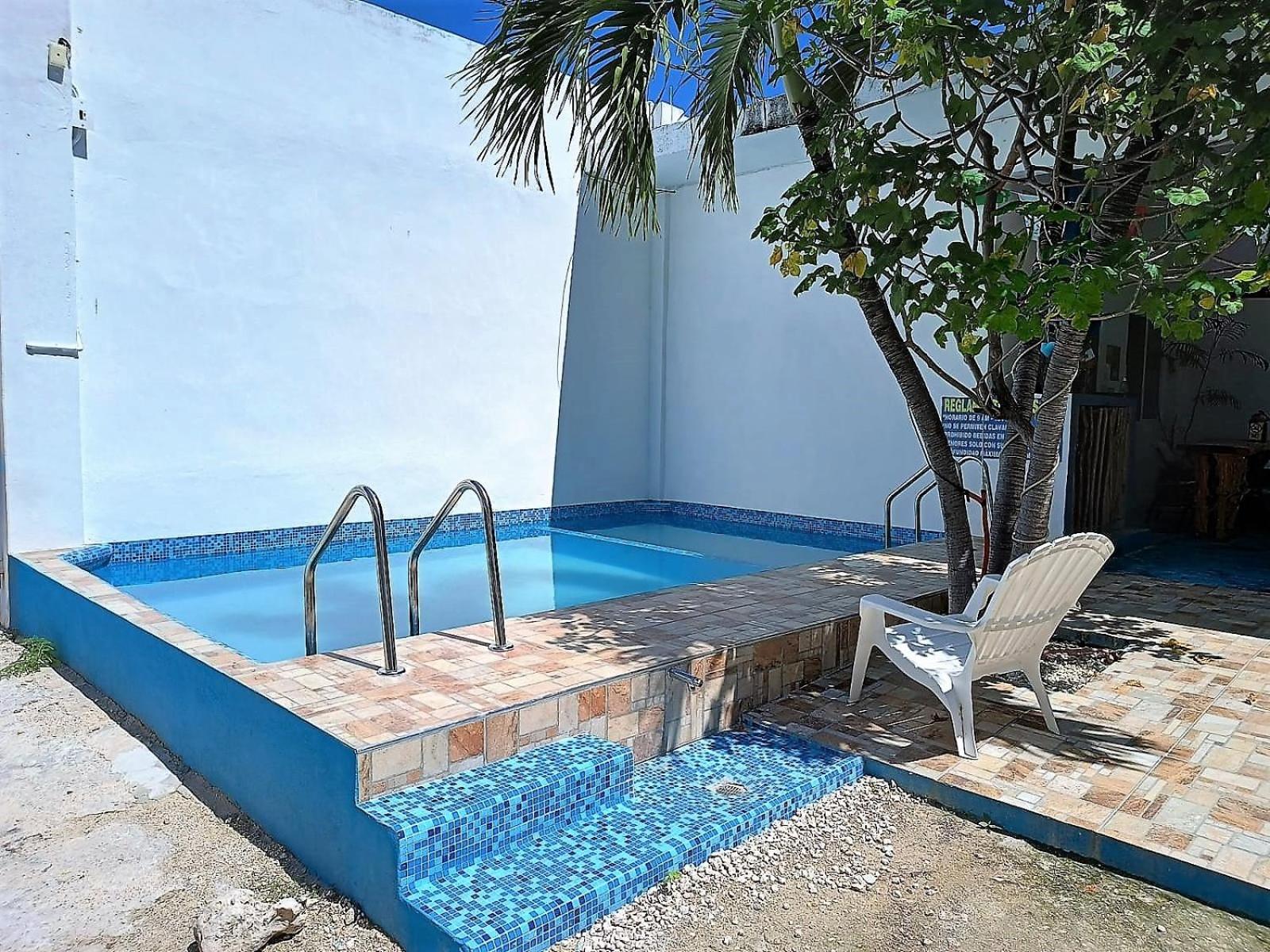 Blue Coconut Cancun 44/52