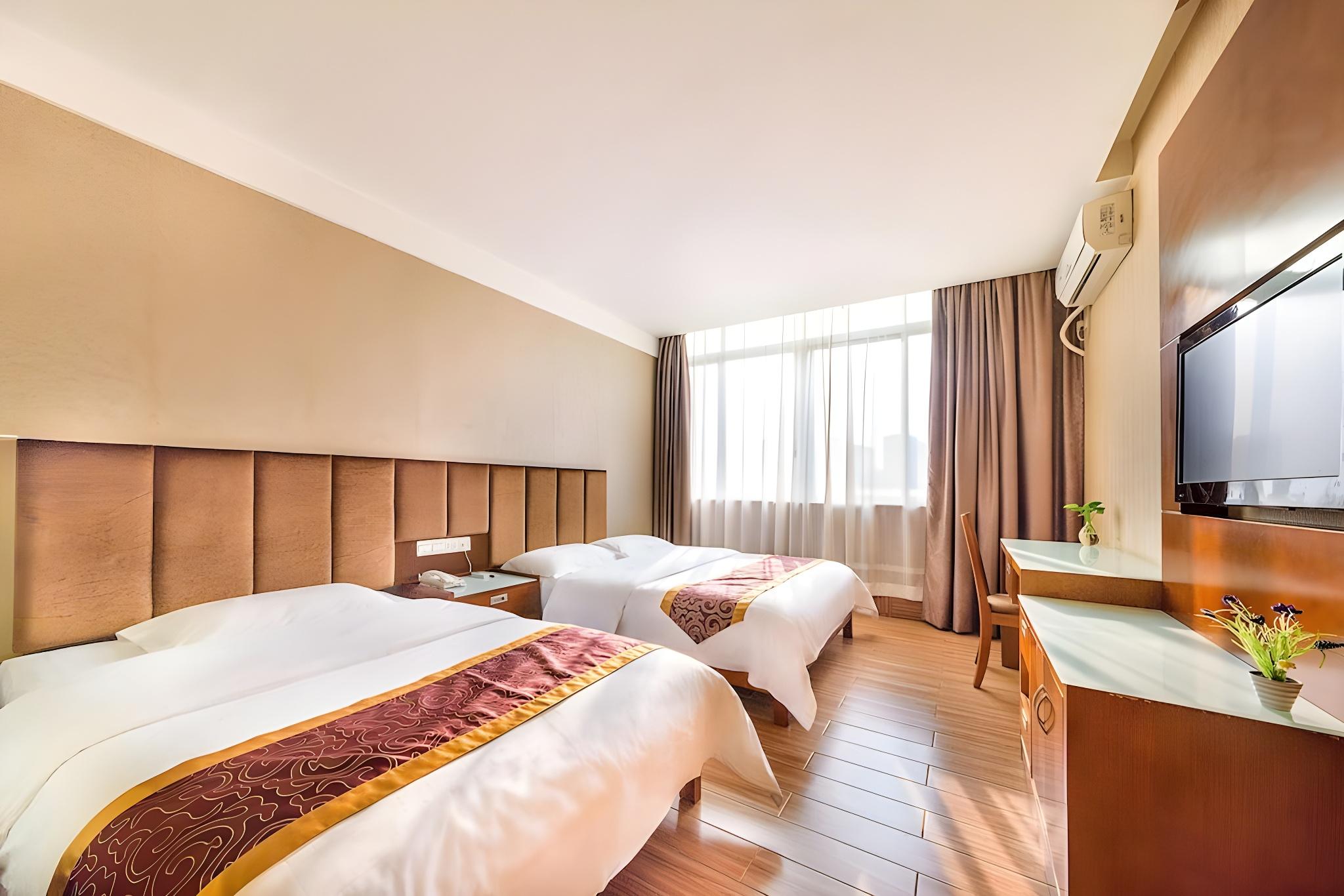 Exterior, 2 Double Beds