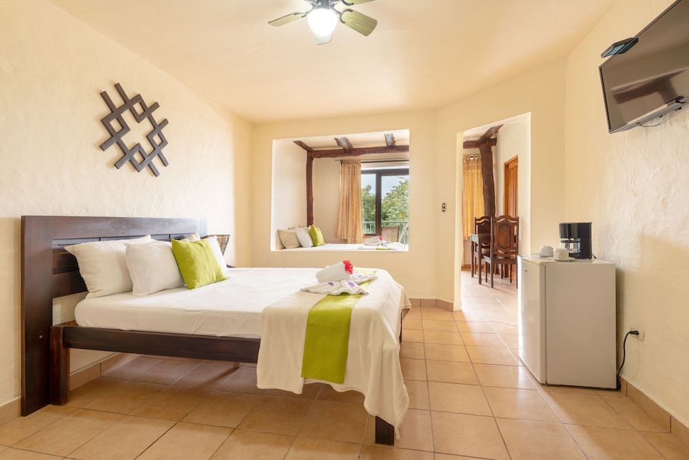 Tabulia Tree Hotel and Villas 30/77