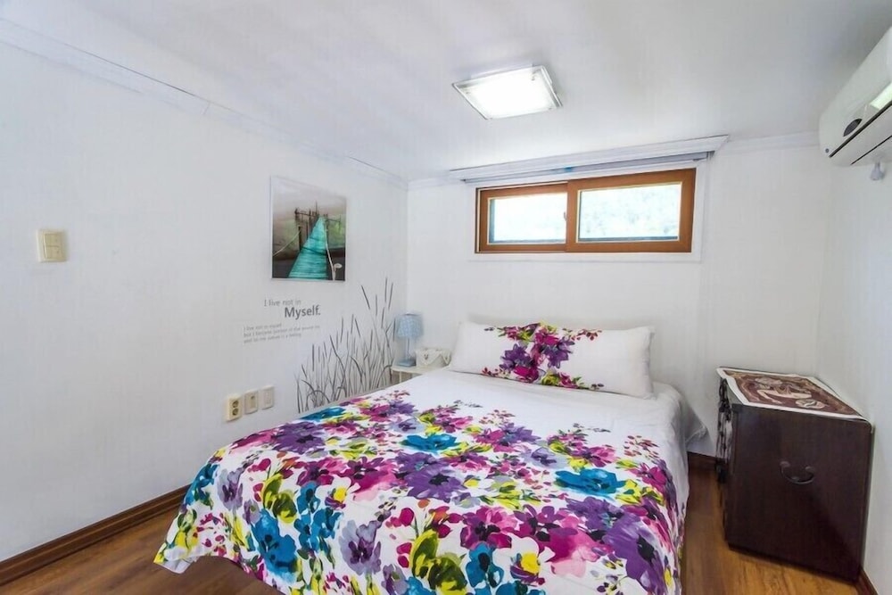Peongcang Sunny Junny Pension 15/50