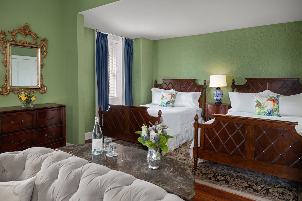Hamilton-Turner Inn 12/50