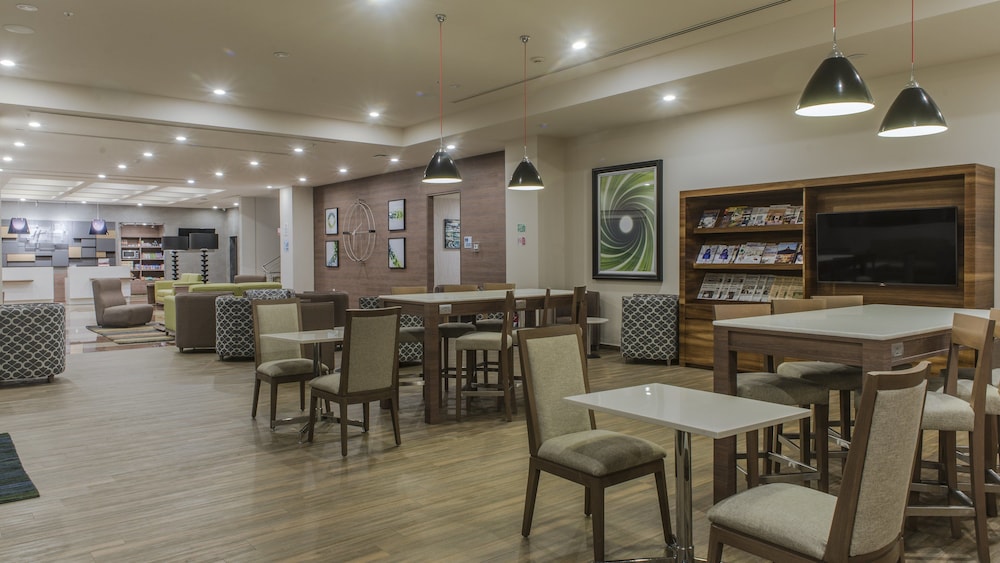 HOLIDAY INN EXPRESS MEXICO - TOREO 50/58