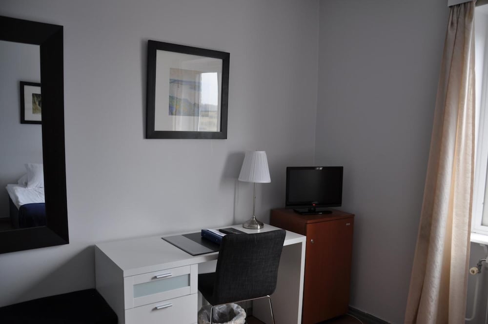 Strand Hotell 25/33
