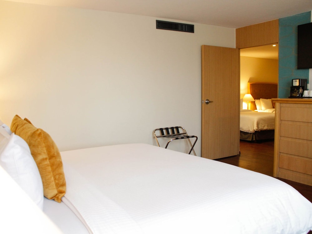 Hotel Riazor Aeropuerto 32/86