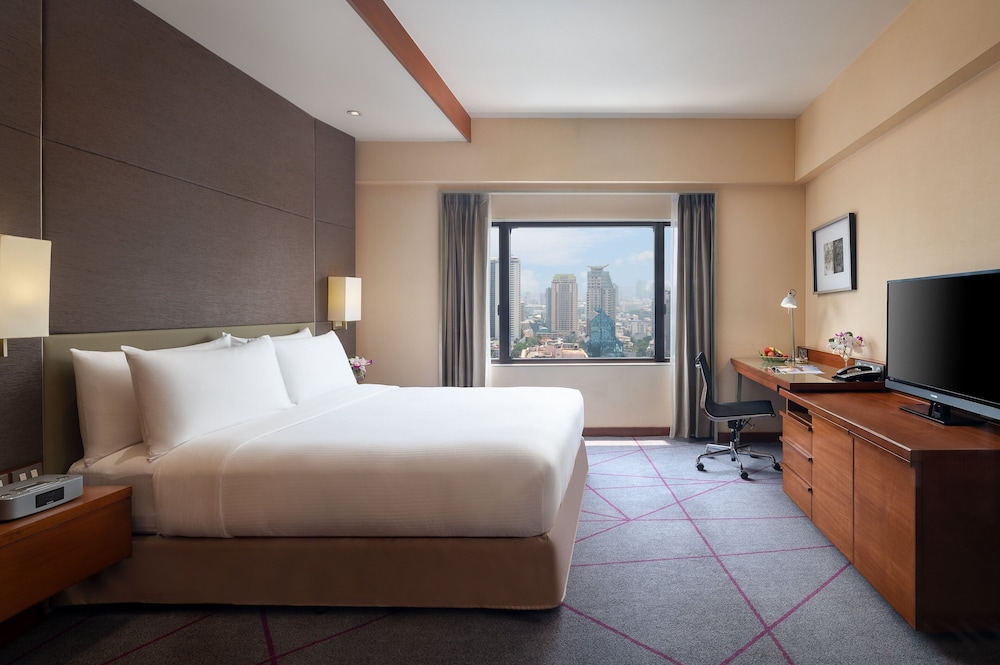 Crowne Plaza Bangkok Lumpini Park 12/77