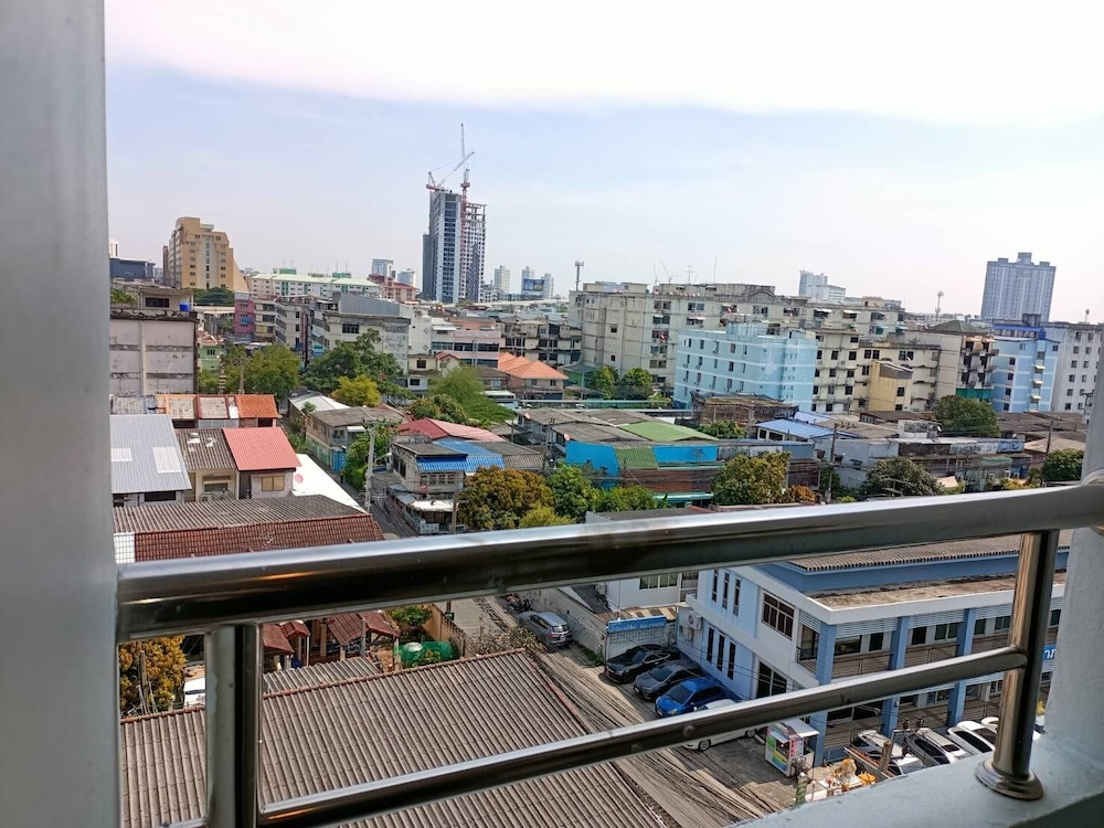 Viewplace Mansion Bangkok Lat Phrao 62/67
