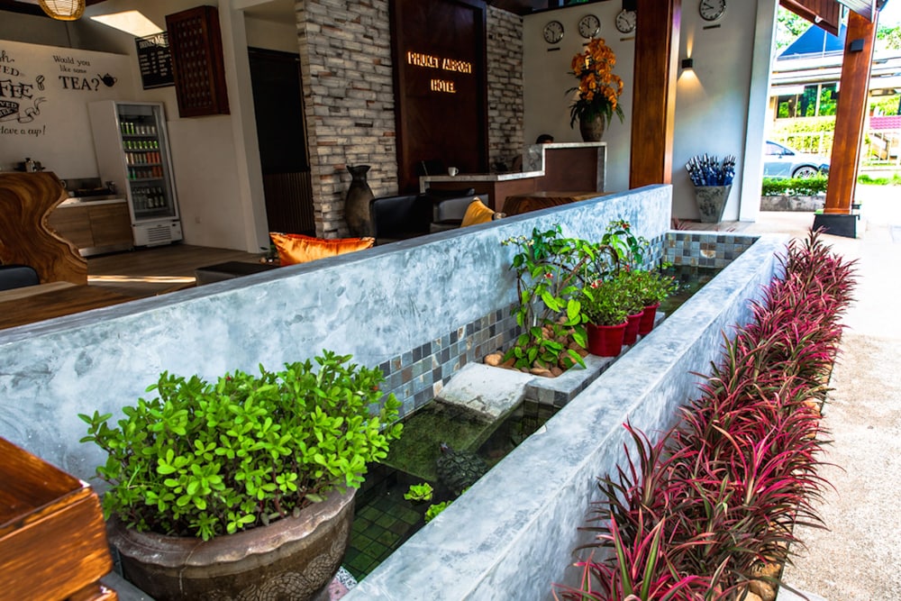 Phuket Airport Hotel 44/74