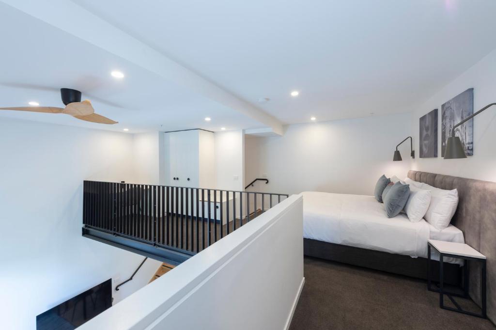 2 Bedrooms, Loft, Apartment